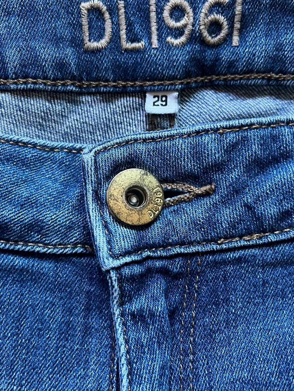 DL1961 Blue Jeans